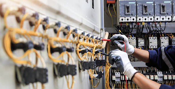 Professional Electrician technician working in Redmond, WA